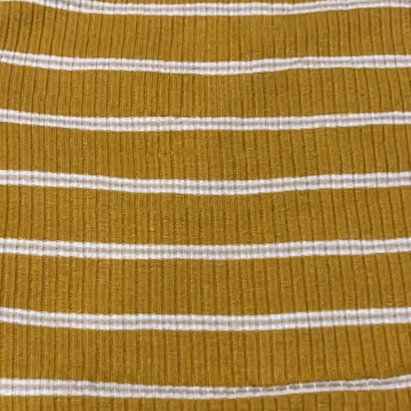 AEO Top Sz M - Picture 4 of 7